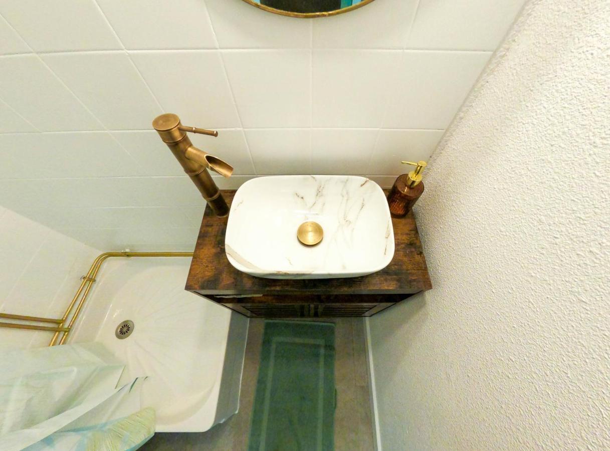 Splendide Appartement Golden House Vue Lac Et Montagne ポール・ラ・ヌーヴェル エクステリア 写真